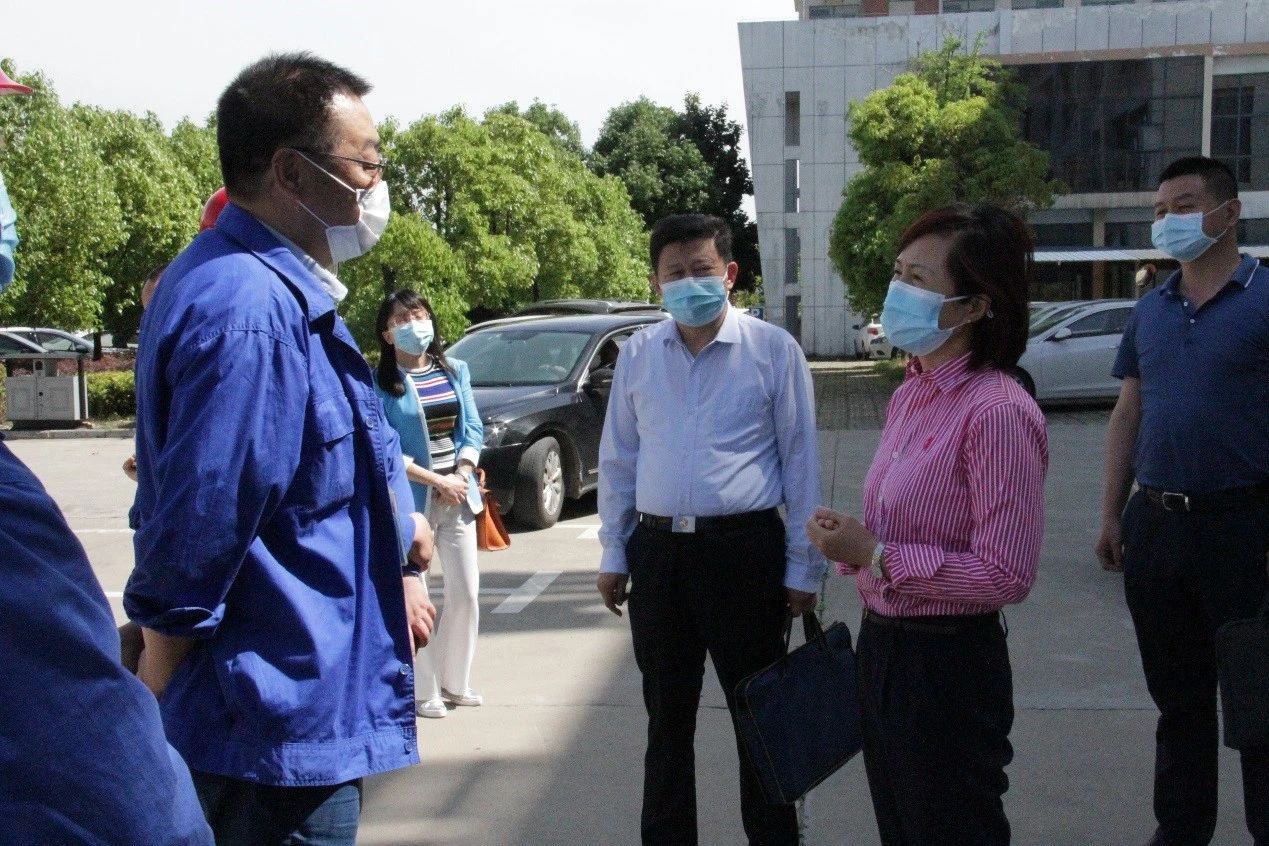 湖北省自然资源厅副厅长夏亚灵一行莅临众博买球_众博买球重工走访调研